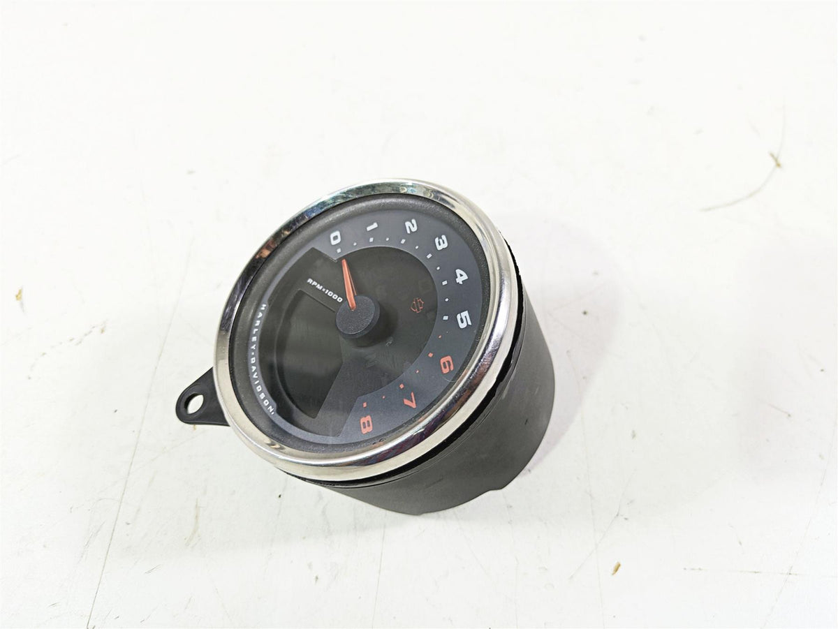 2018 Harley Softail FXFBS Fat Bob Speedometer Gauge Instrument - 33k 70900703 {{ shop.shopifyCountryName }} - Mototech271