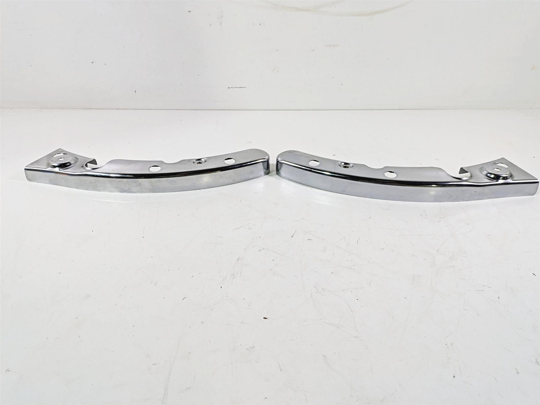 2010 Harley Touring FLHX Street Glide Subframe Strut Covers 47502-09A 47504-09A {{ shop.shopifyCountryName }} - Mototech271