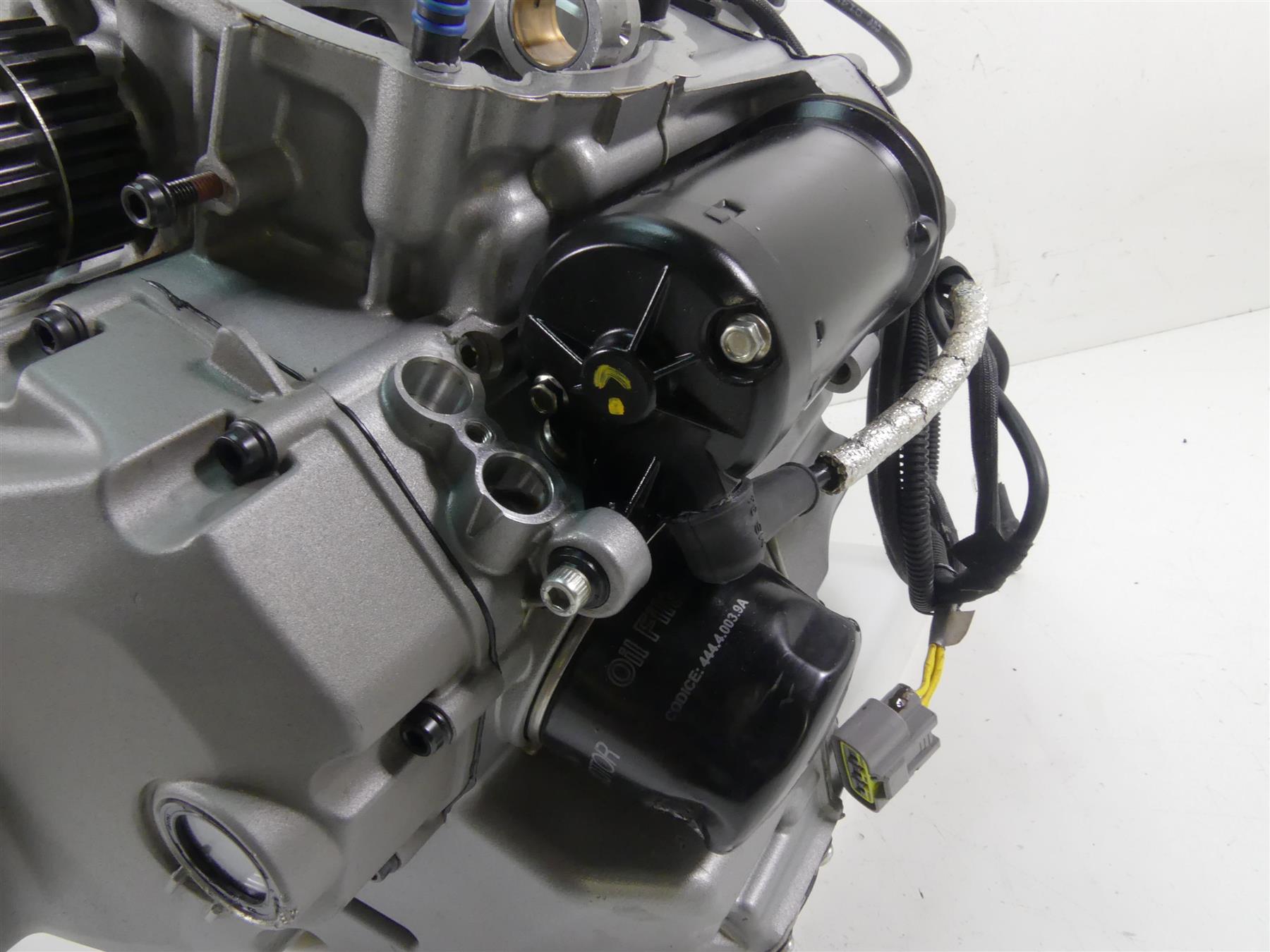 2020 Ducati Multistrada 1260 Enduro Crank Case Shaft Bottom End Engine 22523441B {{ shop.shopifyCountryName }} - Mototech271