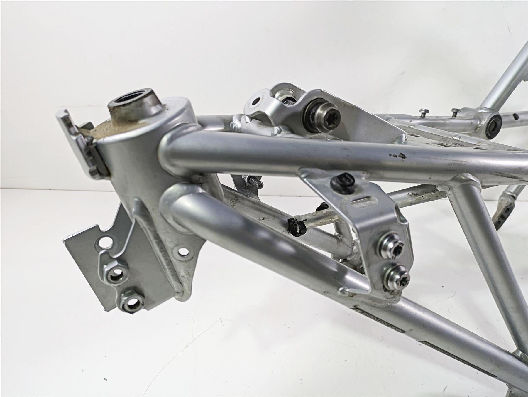 2018 BMW R1200GS GSW K50 Straight Main Frame Chassis With South Carolina Salvage Title - 46519444971 {{ shop.shopifyCountryName }} - Mototech271