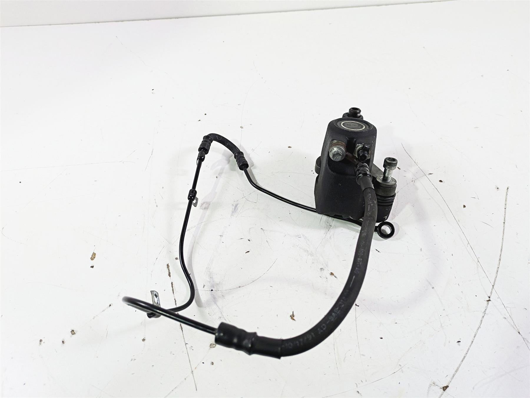 1992 Harley FLSTC Softail Heritage Front Brake Caliper + Line 44046-84B {{ shop.shopifyCountryName }} - Mototech271