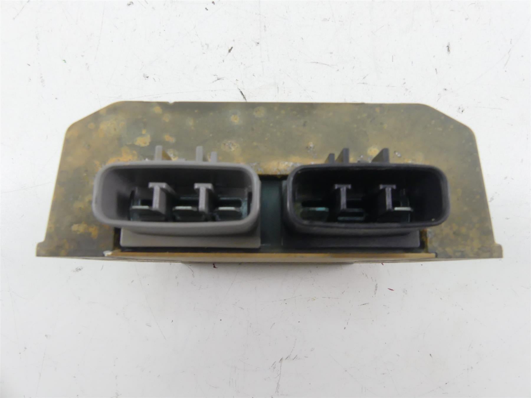 2020 Honda Talon S2X 1000X Rectifier Voltage Regulator FH025AA 31600-HL6-A01 {{ shop.shopifyCountryName }} - Mototech271