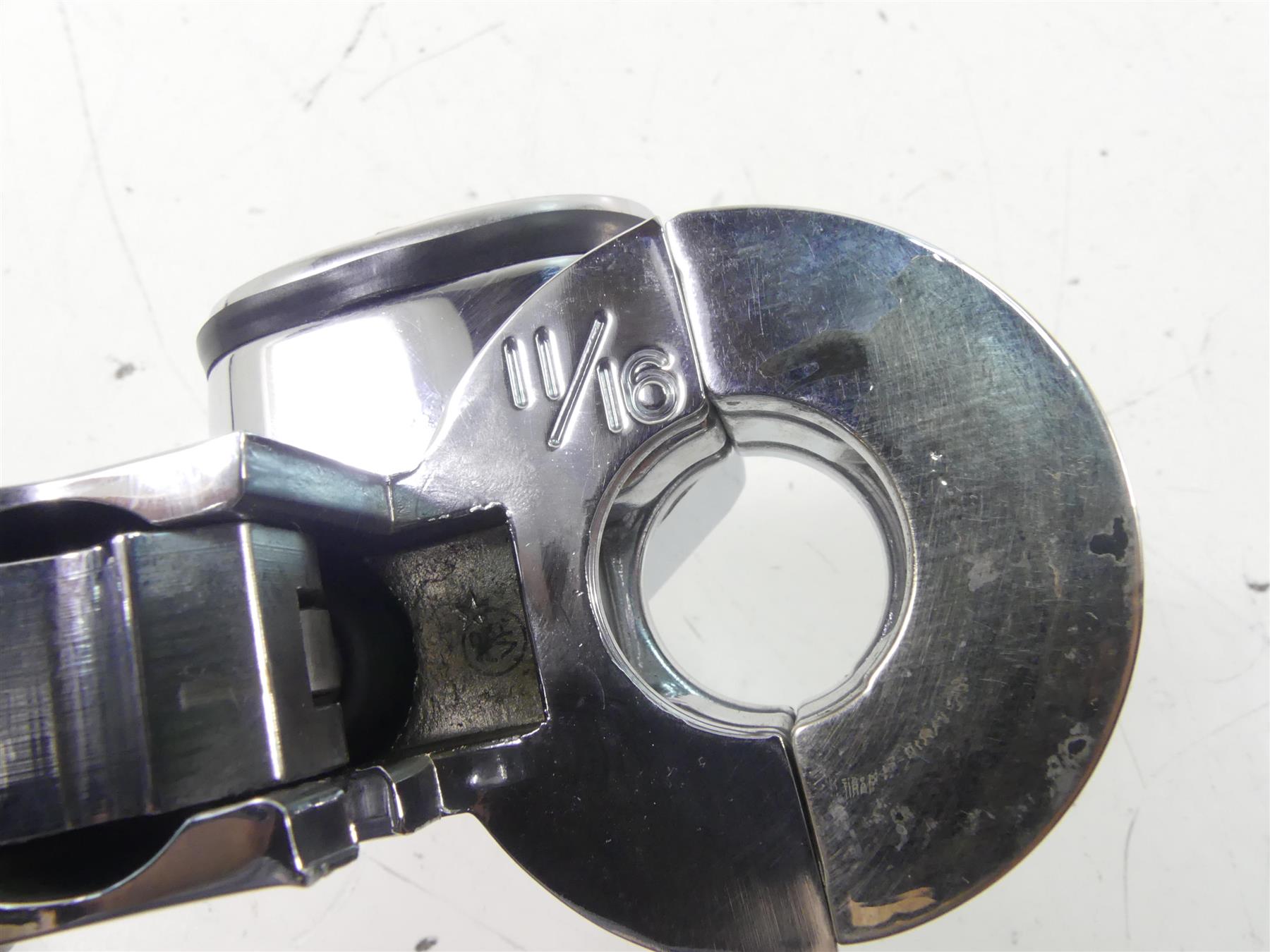 2007 Harley FLHTCU SE2 CVO Electra Glide Chrome Clutch Master Cylinder 46113-02D {{ shop.shopifyCountryName }} - Mototech271