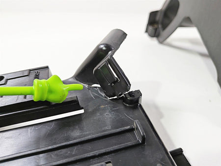 2014 Harley Touring FLHTK Electra Glide Battery & Ecm Holder - Read 66000010A-Mototech271