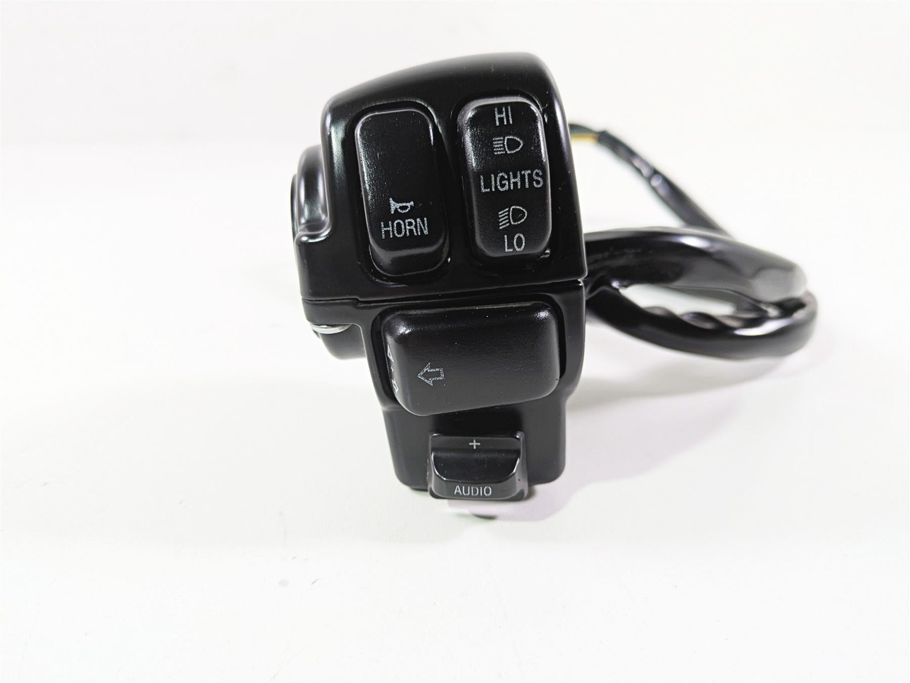2009 Harley Touring FLHX Street Glide Left Hand Blinker Control Switch 71682-06A {{ shop.shopifyCountryName }} - Mototech271