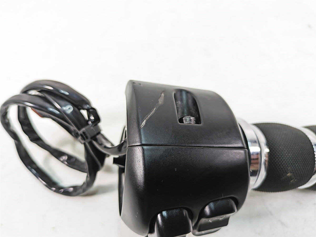 2020 Harley Touring FLHX Street Glide Right Control Switch Boom Box Gts 71500501 {{ shop.shopifyCountryName }} - Mototech271