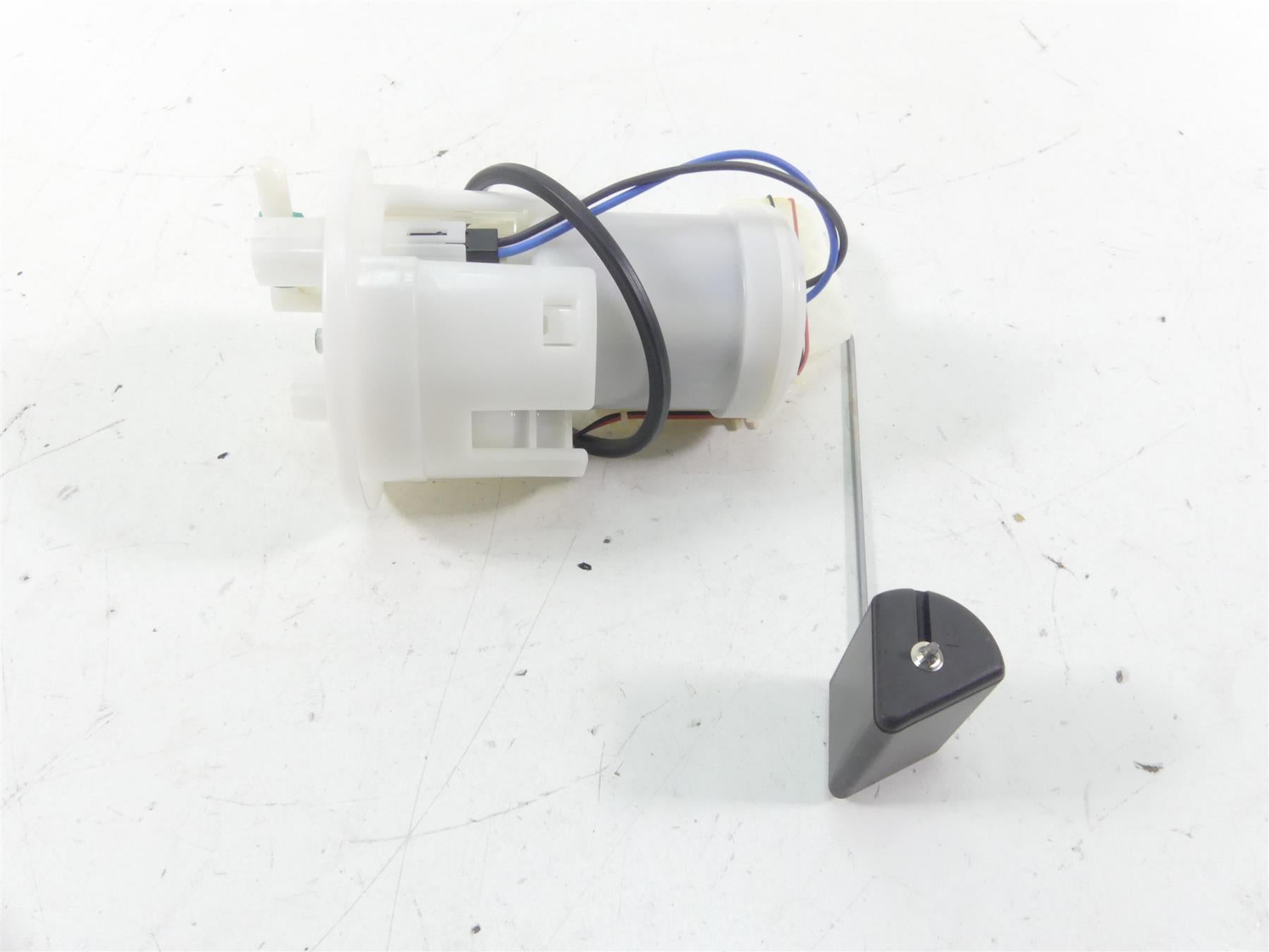 2021 Honda CBR600RR Fuel Gas Petrol Pump + Level Sender - Tested 16700-MFJ-D03 {{ shop.shopifyCountryName }} - Mototech271