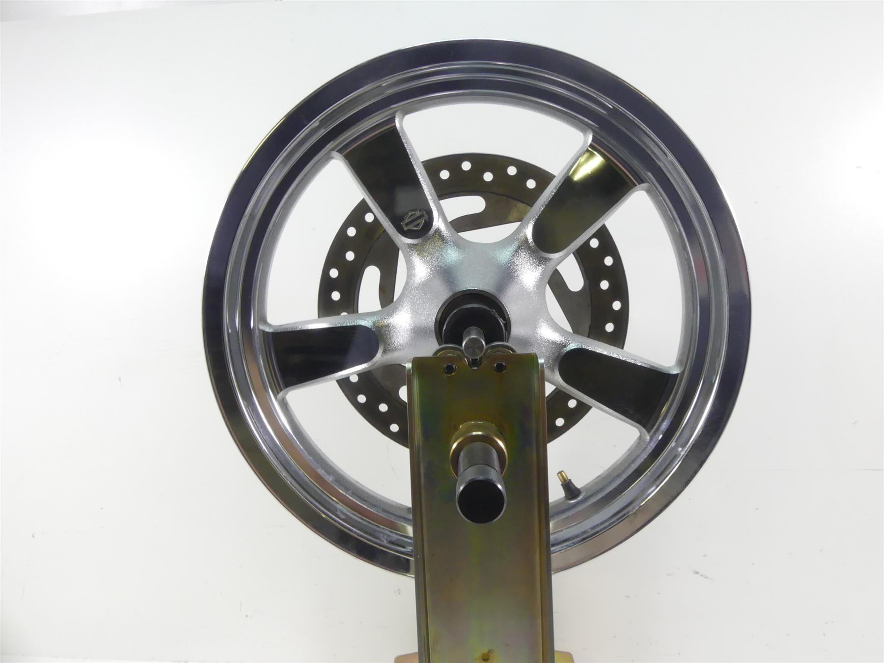 2014 Harley Sportster XL1200 C Nice Front 16x3 Wheel Rim 5 Spoke 55018-11 {{ shop.shopifyCountryName }} - Mototech271