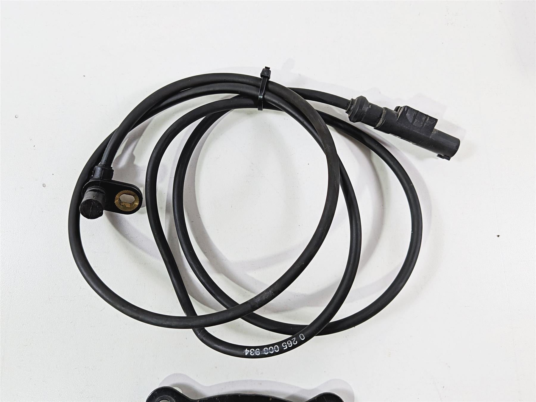 2016 KTM 1290 Super Adventure Front Wheel Speed Abs Brake Sensor 76042025000 {{ shop.shopifyCountryName }} - Mototech271