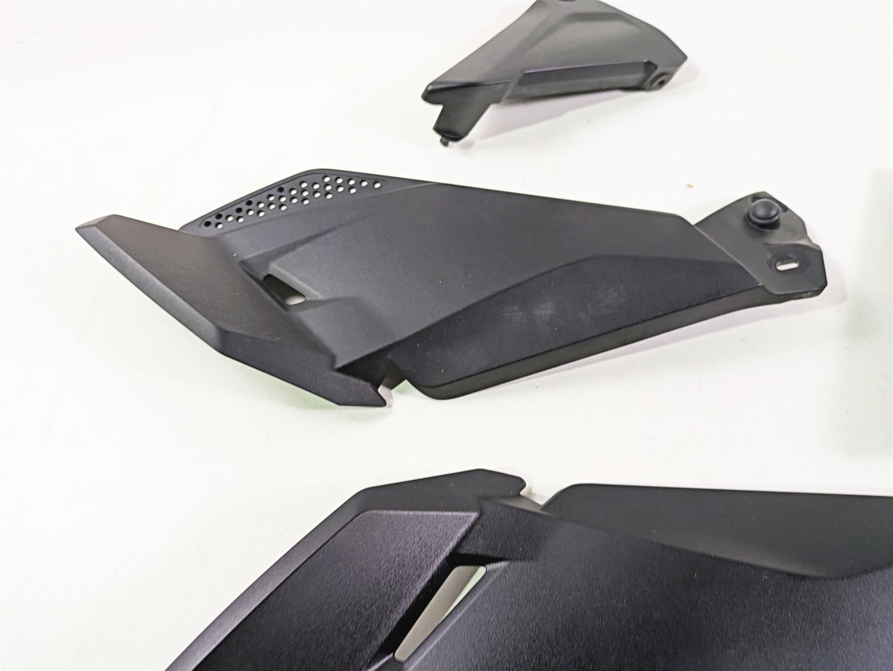 2017 BMW R1200 GS K50 Plastic Frame Infill Set 46638556637 46638556638 {{ shop.shopifyCountryName }} - Mototech271