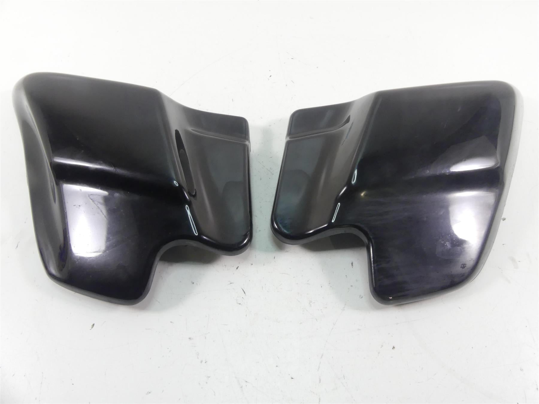 2005 Harley Touring CVO FLHTCSE Electra Glide Left Right Side Cover Set 66620-05 {{ shop.shopifyCountryName }} - Mototech271