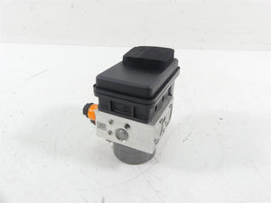 2017 Ducati Monster 1200 S Abs Brake Pump Pressure Module Unit 54240631B | Mototech271