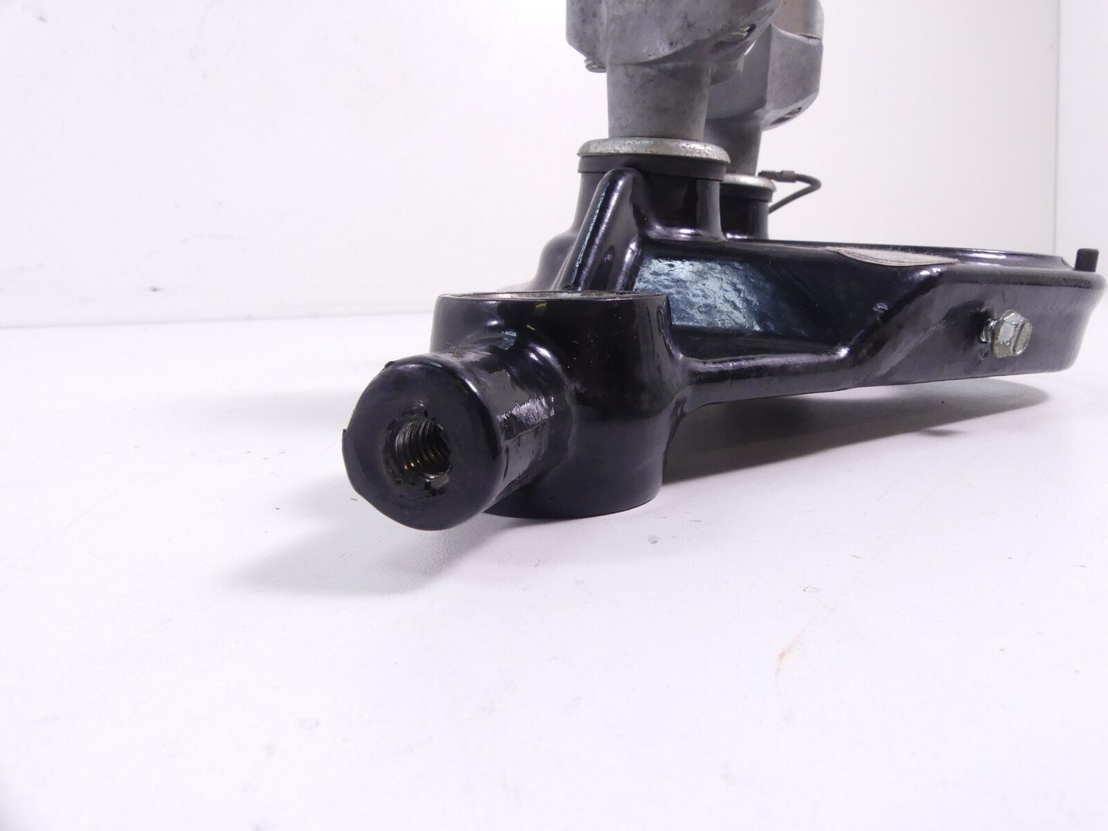 2003 Harley Touring FLHTCI Electra Glide Upper Triple Tree & Risers 45435-95 {{ shop.shopifyCountryName }} - Mototech271