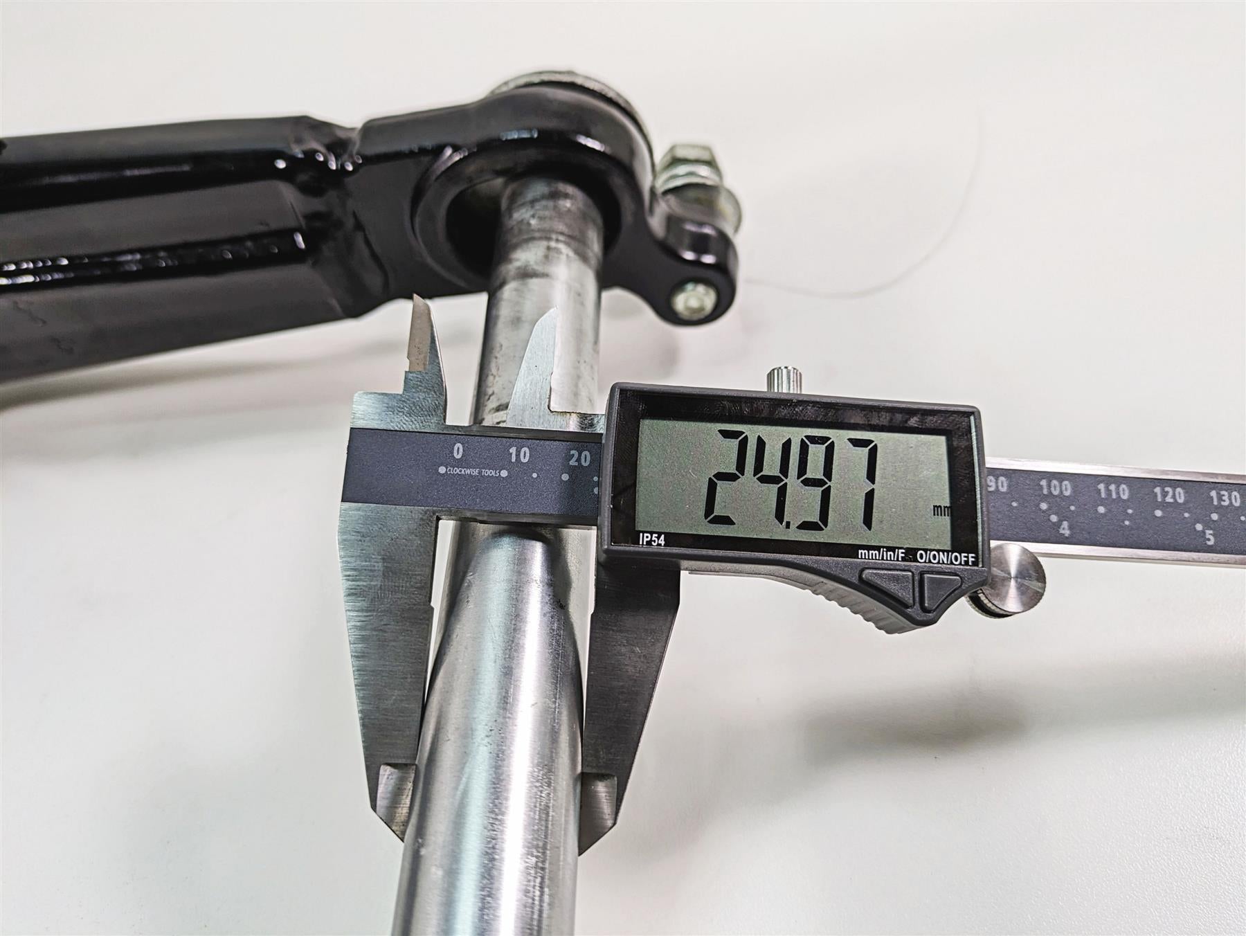 2013 Harley Touring FLHX Street Glide Rear Swing Arm Swingarm 25mm 47549-09A {{ shop.shopifyCountryName }} - Mototech271