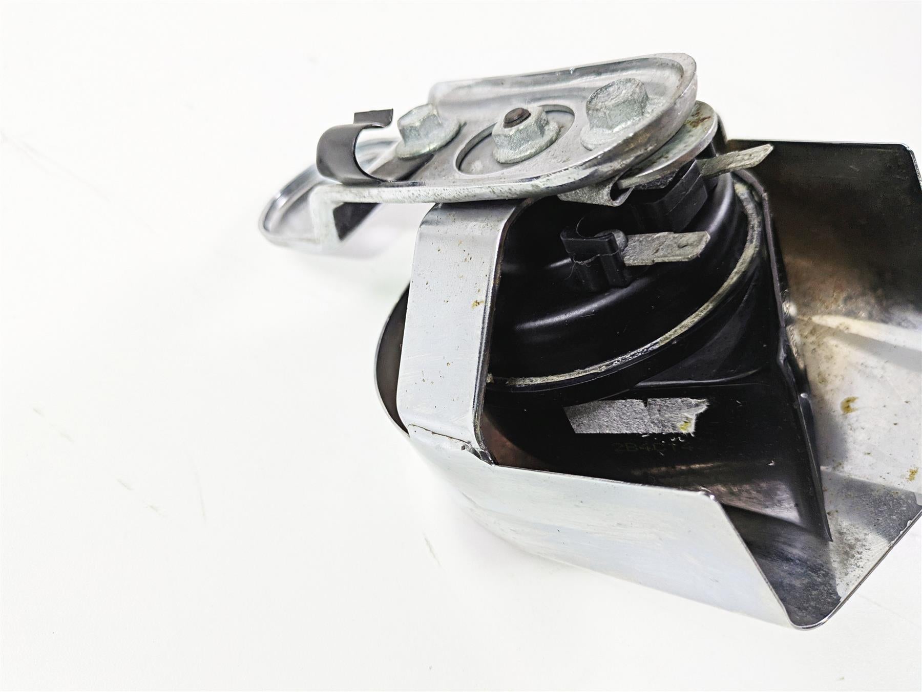 2015 Harley FXDF Dyna Fat Bob Horn & Chrome Cover 61300478A {{ shop.shopifyCountryName }} - Mototech271