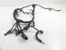 Load image into Gallery viewer, 2019 Harley FLHC Softail Heritage Main Wiring Harness Loom Abs - No Cut 69201492 | Mototech271
