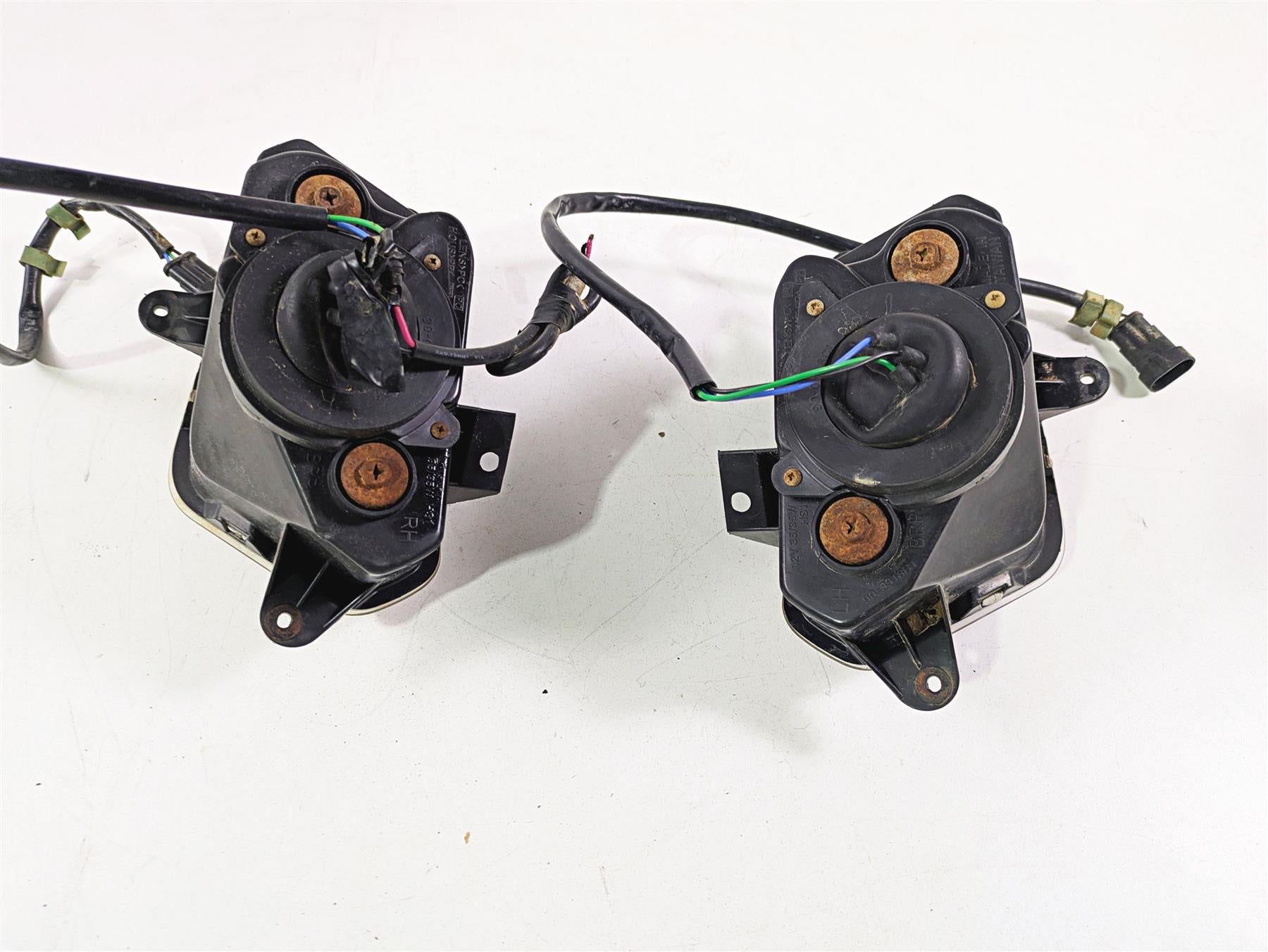 2011 Can-Am Outlander 650 4X4 XT Front Headlight Lamp Set - Read 710001496 {{ shop.shopifyCountryName }} - Mototech271