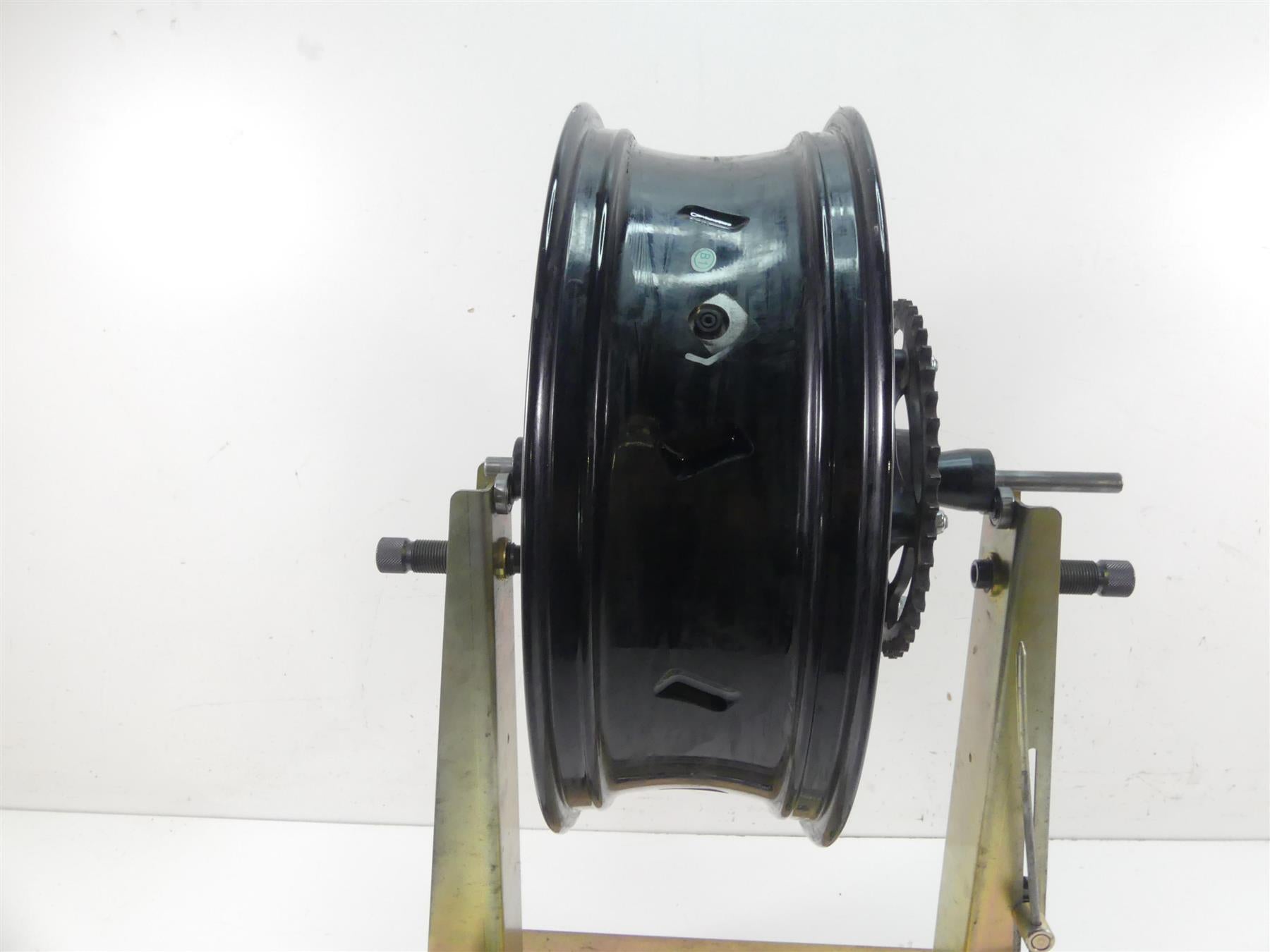 2022 Indian FTR1200 S Straight 17x5.5 Rear Wheel Rim 1525192 {{ shop.shopifyCountryName }} - Mototech271