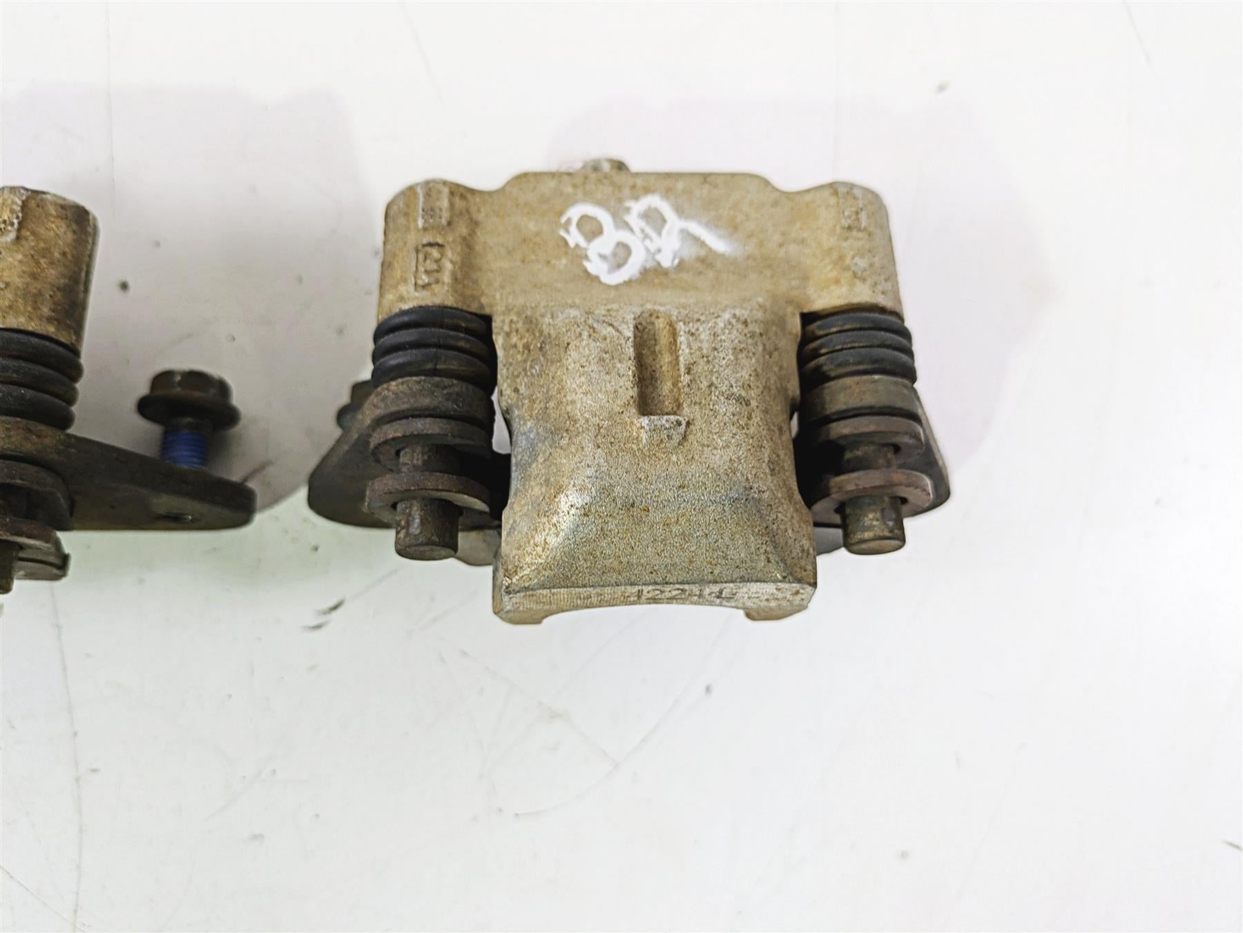 2022 Polaris Ranger 1000 Premium Rear Brake Caliper Set 1914103 1914104 {{ shop.shopifyCountryName }} - Mototech271