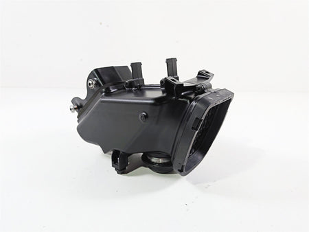 2022 Kawasaki ZX10R ZX1000 Ninja Front Center Air Duct Scoop Ram 39045-0058 {{ shop.shopifyCountryName }} - Mototech271