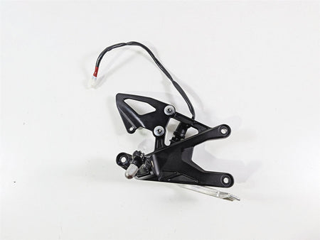 2022 Yamaha YZF R1 R1M RN65 Front Right Foot Peg & Brake Pedal 2CR-27443-00-00-Mototech271