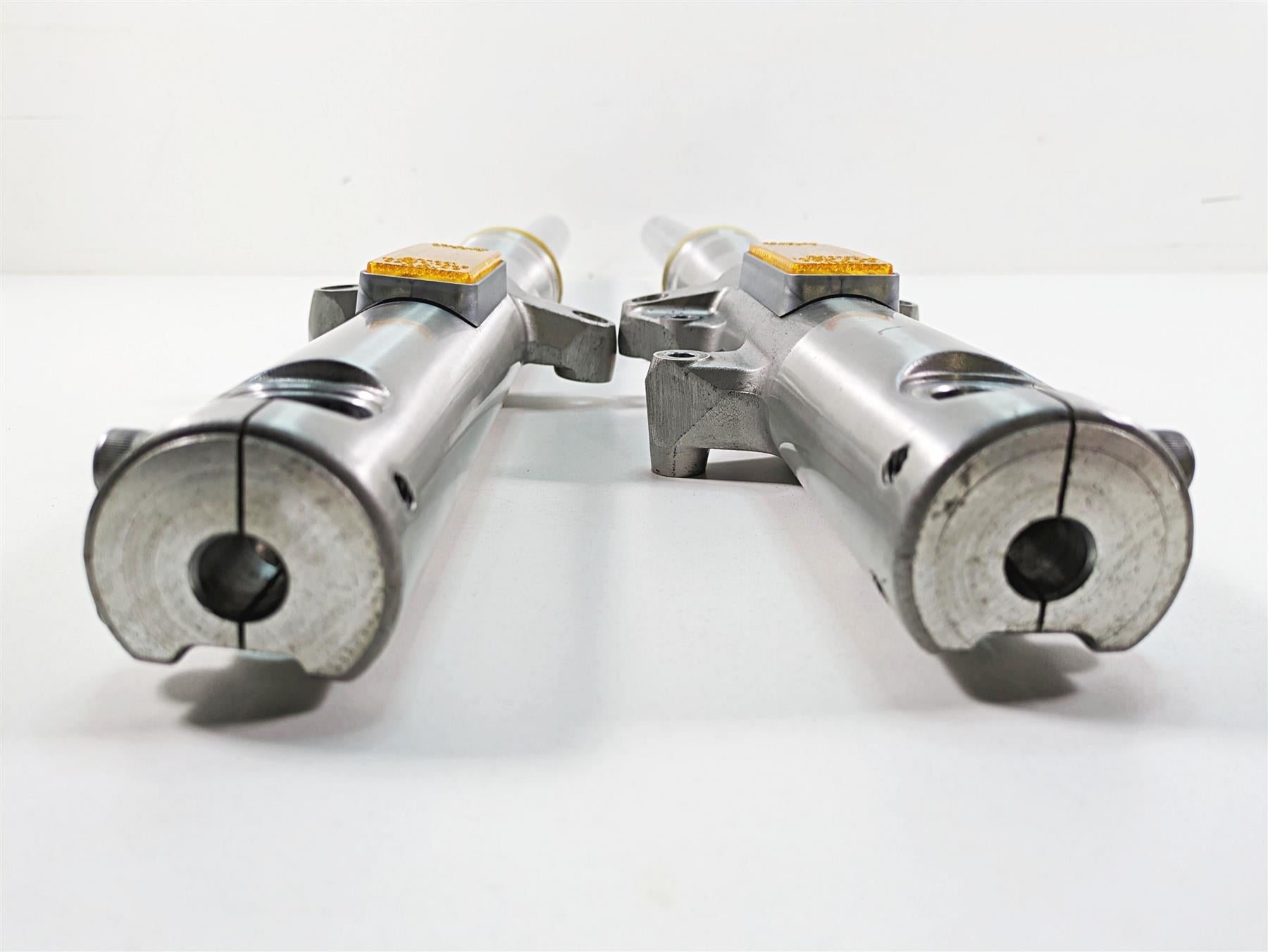 2006 Honda V-Twin VTX1300 R Straight Showa Front Fork Leg Set 41mm 51400-MEA-671 {{ shop.shopifyCountryName }} - Mototech271