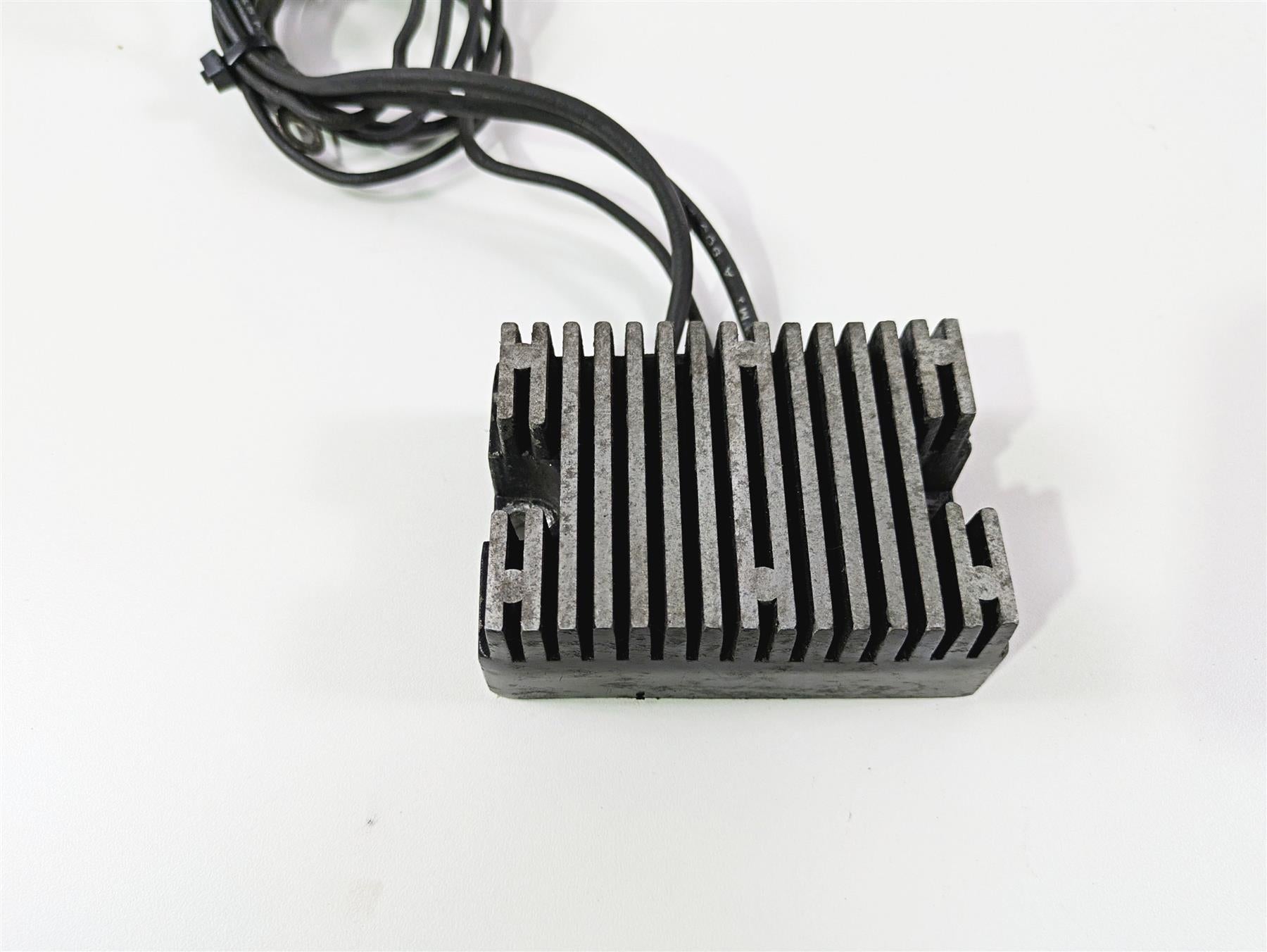 2002 Indian Spirit Deluxe Rectifier Voltage Regulator 94-034 {{ shop.shopifyCountryName }} - Mototech271