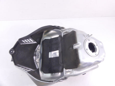 2015 Yamaha YZF-R1M Aluminum Fuel Gas Petrol Tank & Covers 2KS-YK241-00-00 {{ shop.shopifyCountryName }} - Mototech271
