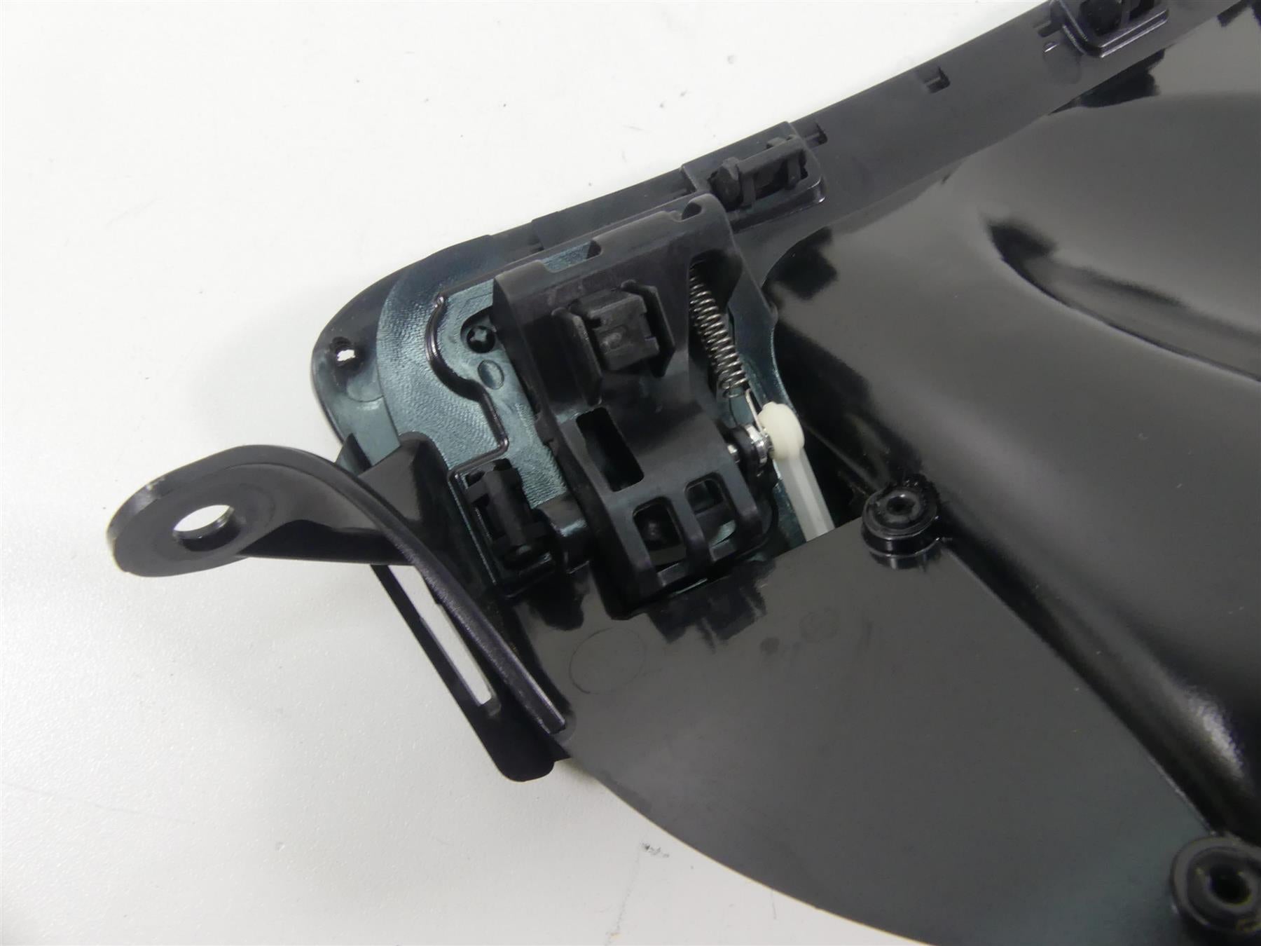 2016 Harley Touring FLHTP Electra Glide Fairing Air Duct Inlet Vent 29200038 {{ shop.shopifyCountryName }} - Mototech271