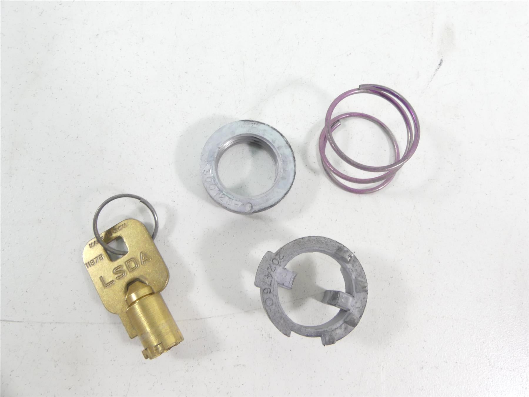 2016 Harley Touring FLTRX Road Glide Ignition Switch Chrome Knob + Key 71400017A {{ shop.shopifyCountryName }} - Mototech271