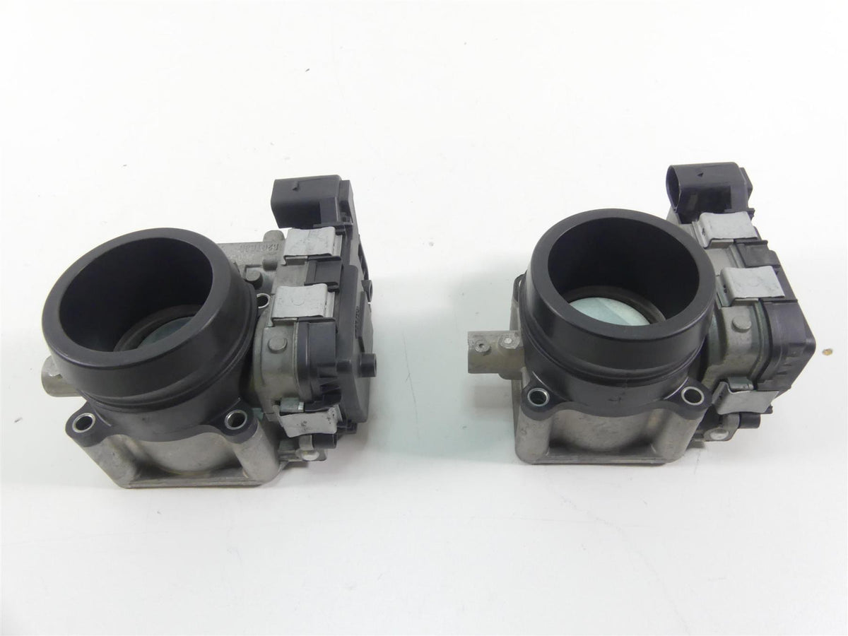 2014 Ducati Hypermotard 821 SP Throttle Bodies Body Fuel Injection Set 28240901A {{ shop.shopifyCountryName }} - Mototech271