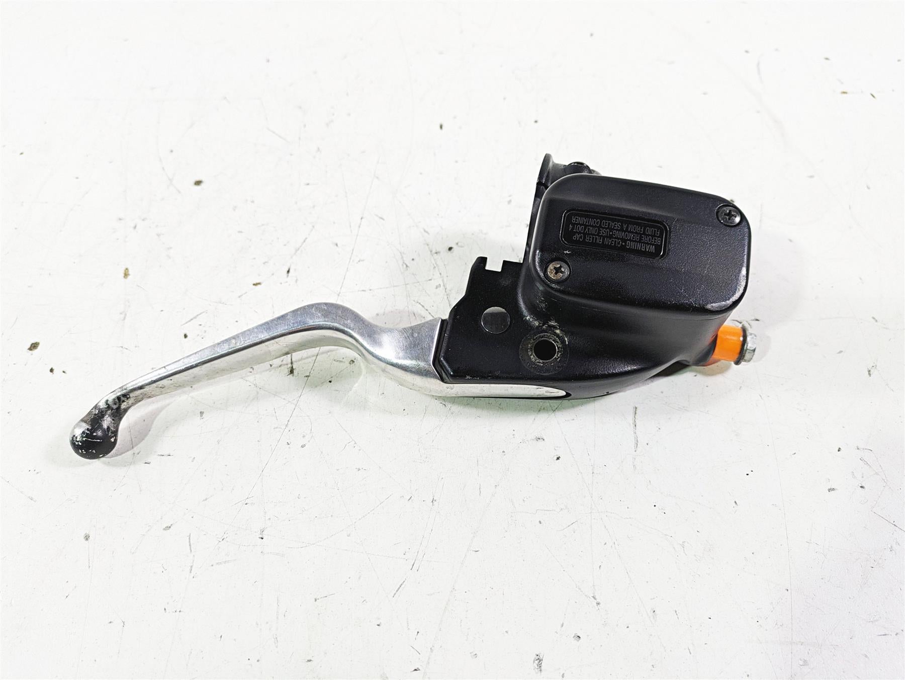 2021 Harley Softail FLSL Slim Front Brake Master Cylinder 1/2" 41700233 {{ shop.shopifyCountryName }} - Mototech271