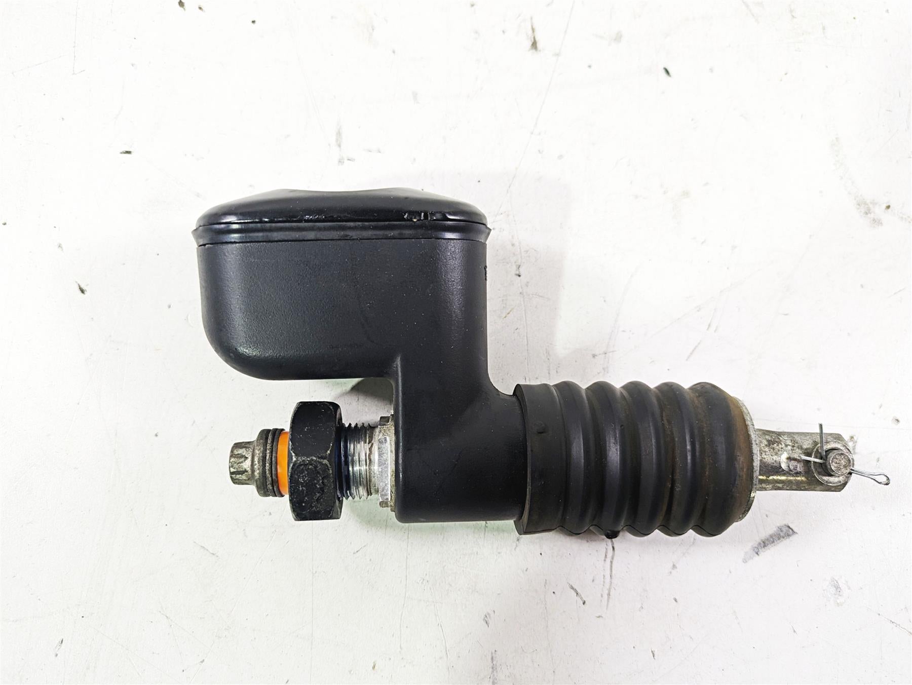 2003 Harley Touring FLHTCUI 100TH E-Glide Rear Brake Master Cylinder 41755-99F {{ shop.shopifyCountryName }} - Mototech271