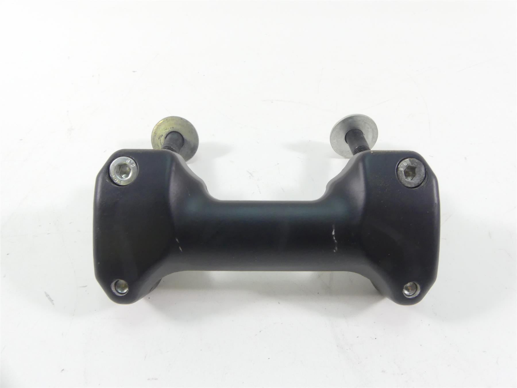 2016 Indian Chief Dark Horse Handlebar Riser Holder Mount Clamps 5139656-463