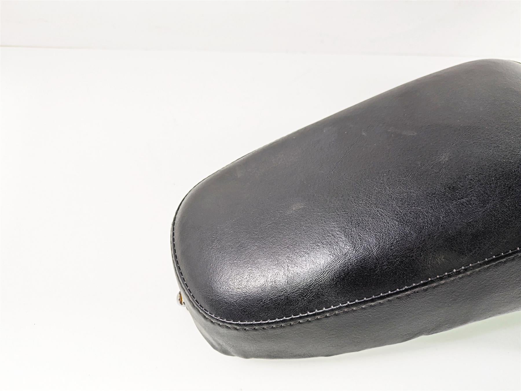 2004 Harley Softail FXSTDI Deuce Saddle Seat - Needs Cover 92028-07 {{ shop.shopifyCountryName }} - Mototech271