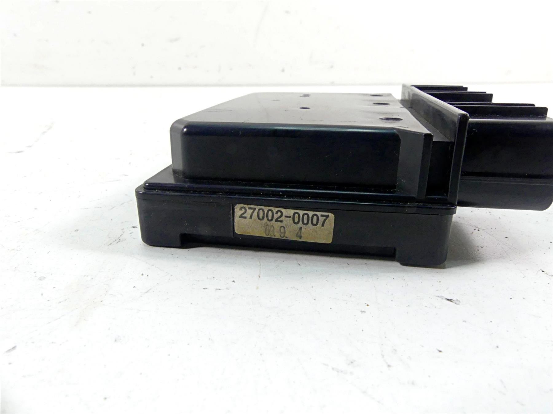 2010 Kawasaki ZX1400 ZX14 R Ninja Fuse Junction Box Unit Module 27002-0007 {{ shop.shopifyCountryName }} - Mototech271