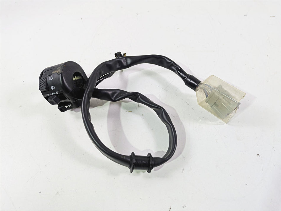 2025 Honda CBR600RR Left Hand Turn Signal Control Switch 35200-MJC-A01 {{ shop.shopifyCountryName }} - Mototech271