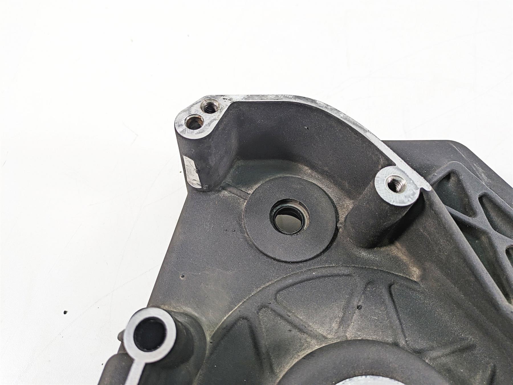 2000 Harley FXSTS Softail Springer Inner Primary Drive Clutch Cover 60620-94B {{ shop.shopifyCountryName }} - Mototech271