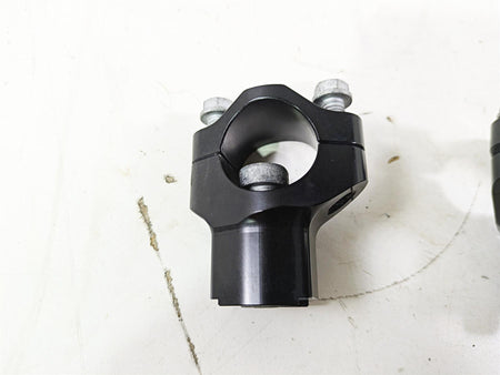 2022 KTM 1290 Super Adventure S Handlebar Riser Holder Set 00050000927 {{ shop.shopifyCountryName }} - Mototech271