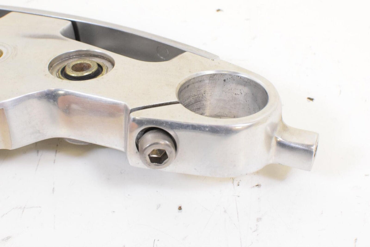 2011 Triumph Rocket 3 III Upper Triple Tree Steering Clamp T2049029 {{ shop.shopifyCountryName }} - Mototech271