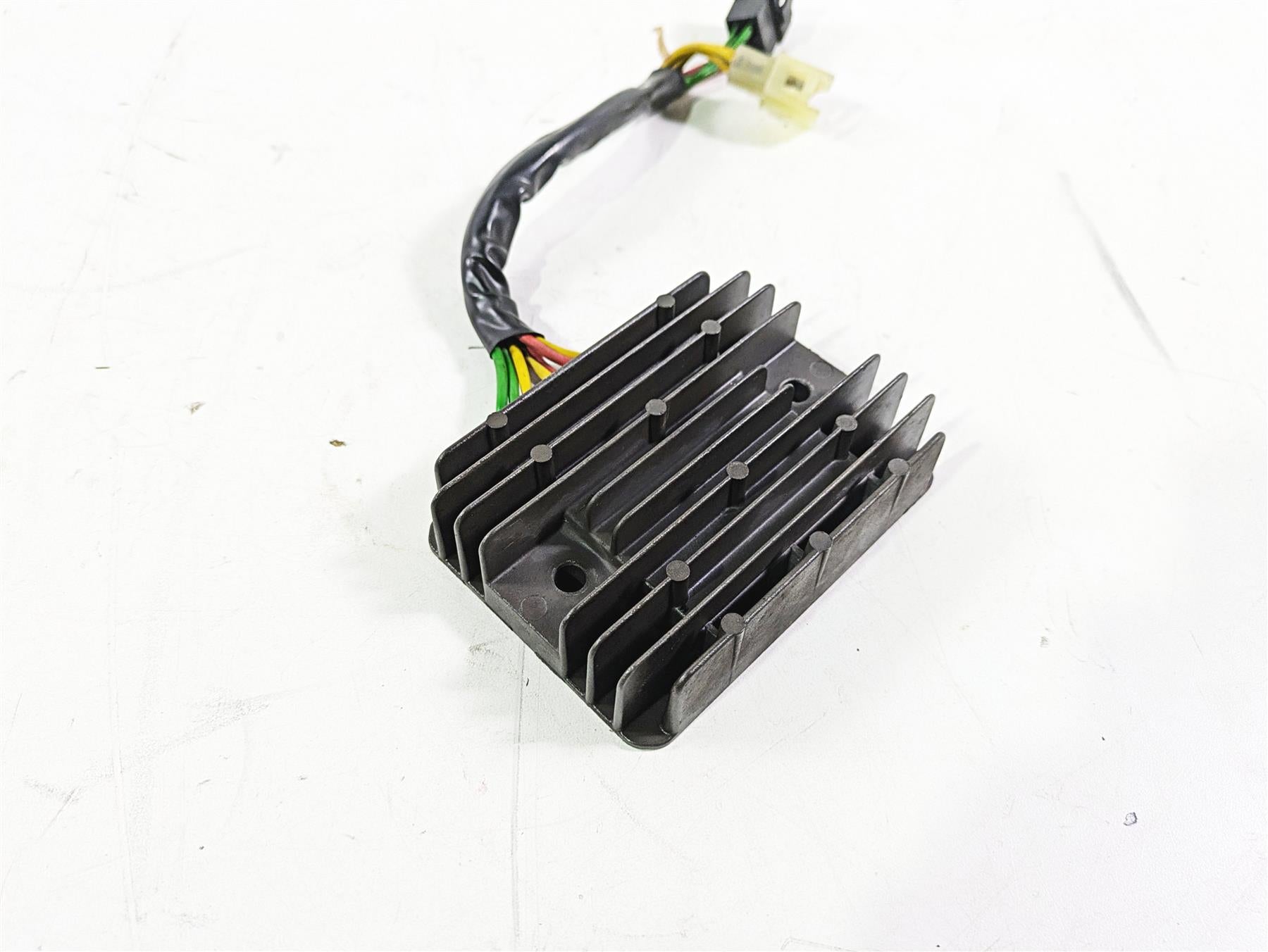2009 Ducati Monster 1100 S Rectifier Voltage Regulator 54040111C {{ shop.shopifyCountryName }} - Mototech271