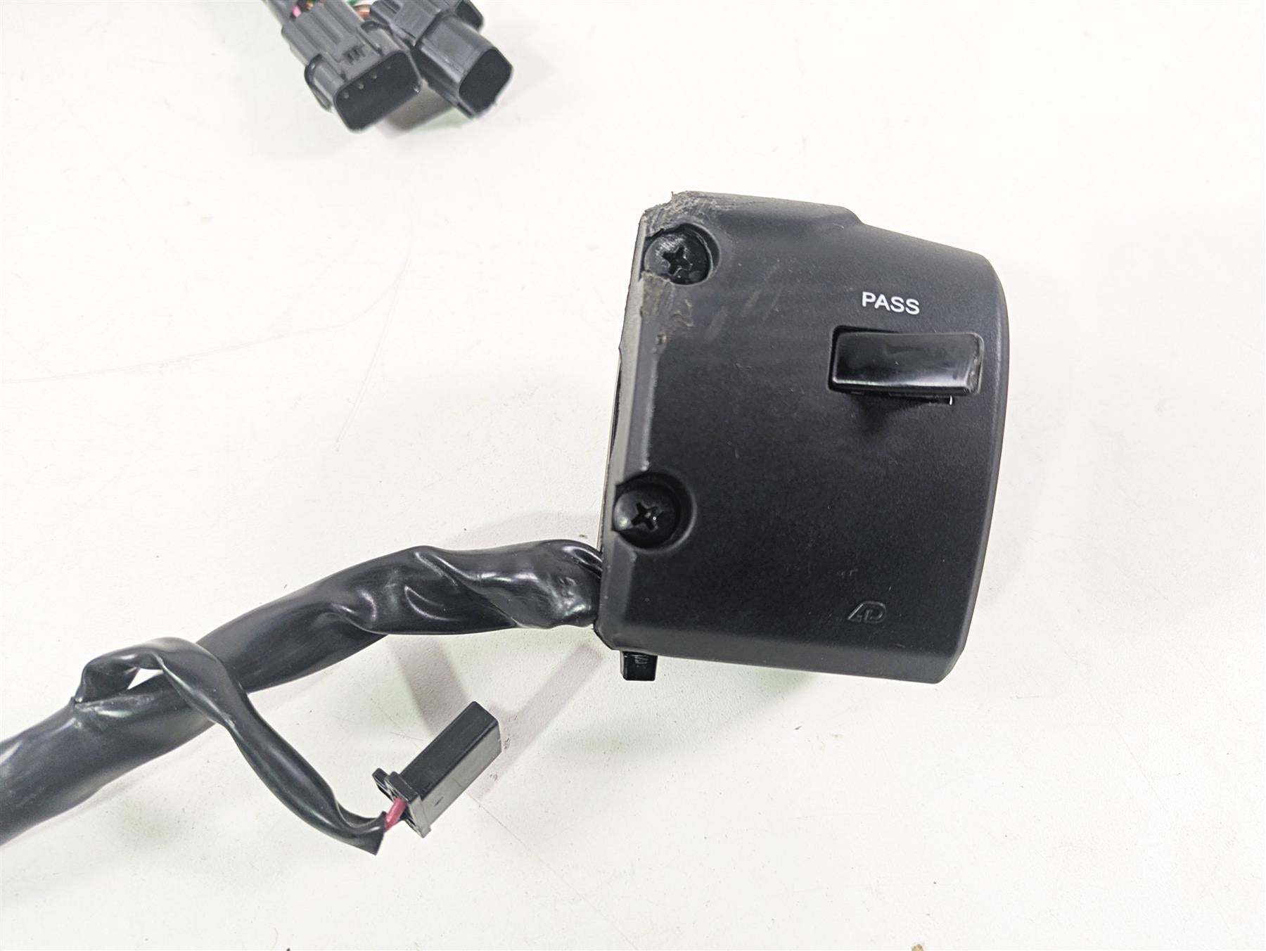 2024 Kawasaki ZX6R ZX636 Ninja Left Hand Control Switch Light Horn