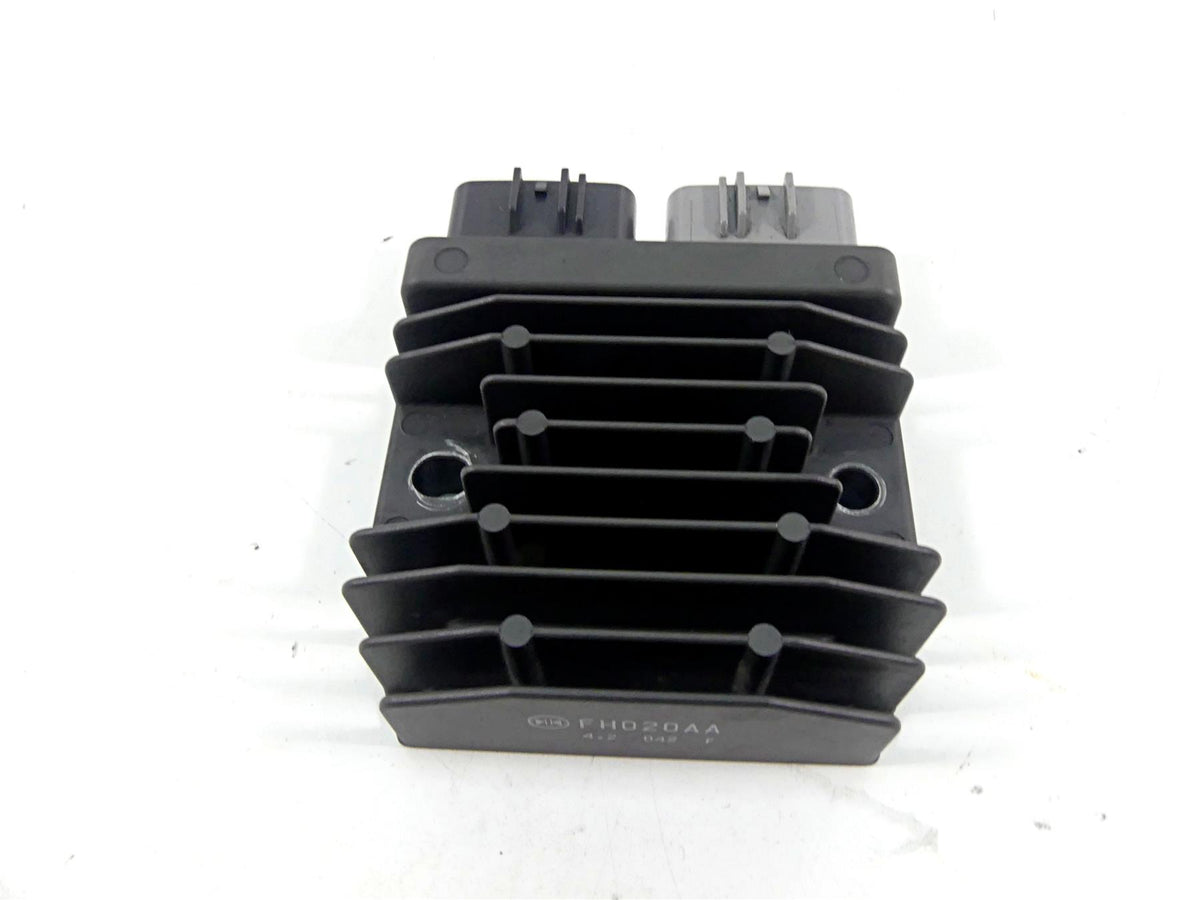 2014 BMW R1200GS K50 Rectifier Voltage Regulator FH020AA 12318523367 {{ shop.shopifyCountryName }} - Mototech271