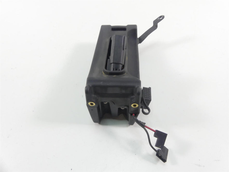 2022 Harley Softail FXBBS Street Bob Horn Mount Box + Steer Wiring 69201654 {{ shop.shopifyCountryName }} - Mototech271