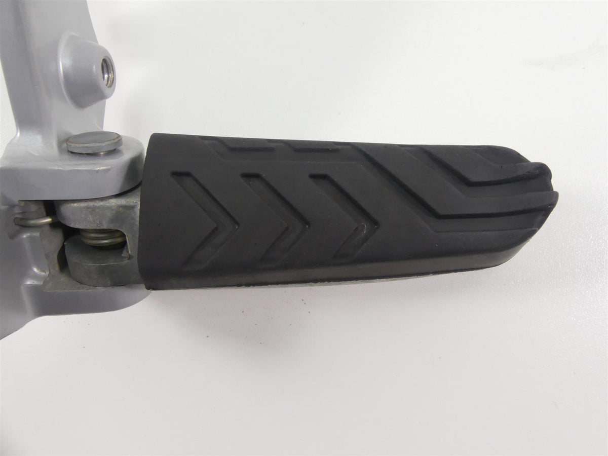 2021 Aprilia Tuono 660 RS660 Right Rider Footpeg Foot Peg Rest & Mount 2B005203 {{ shop.shopifyCountryName }} - Mototech271