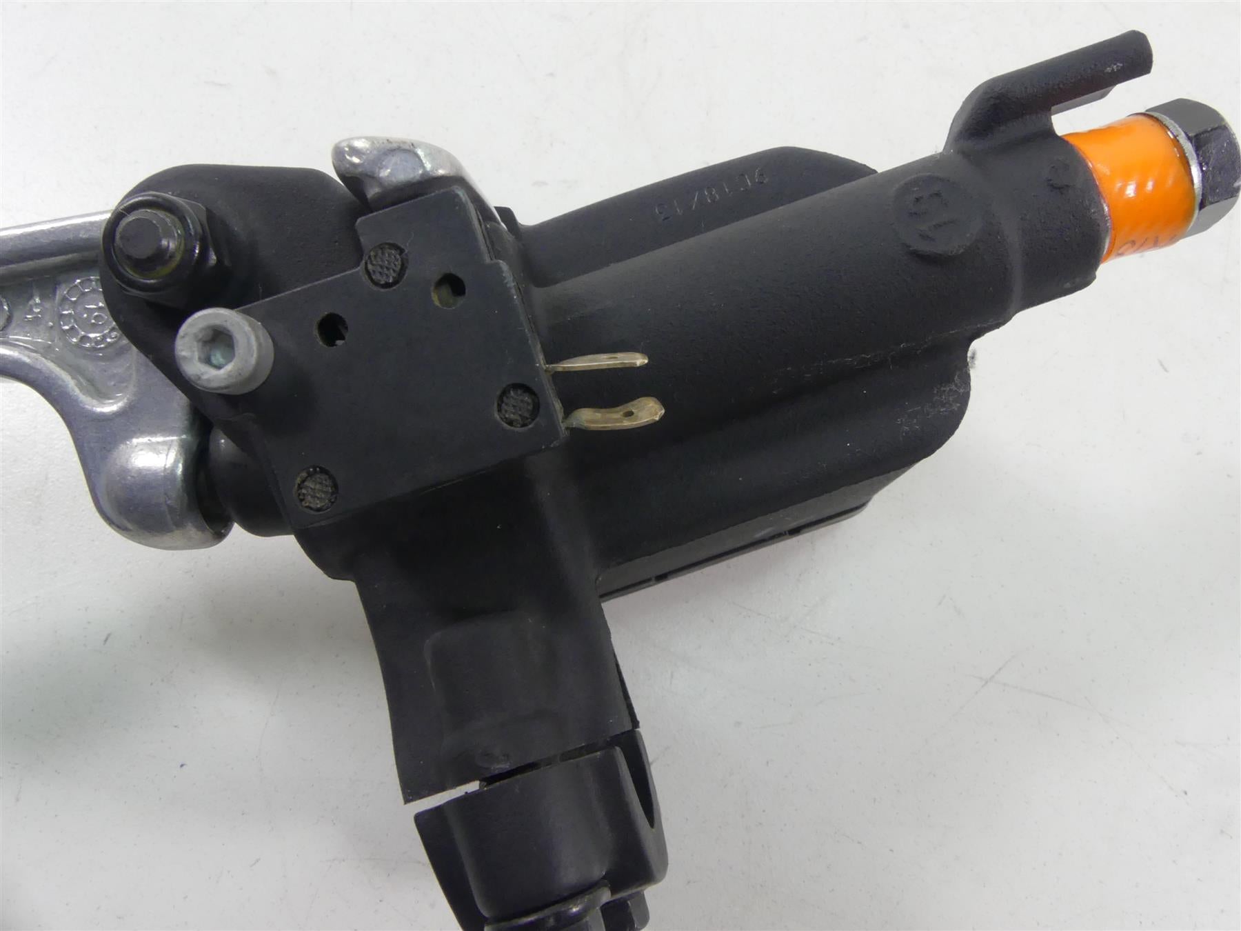 2019 Moto Guzzi V7 III Stone 750 Front Brembo Brake Master Cylinder 2B003543 {{ shop.shopifyCountryName }} - Mototech271