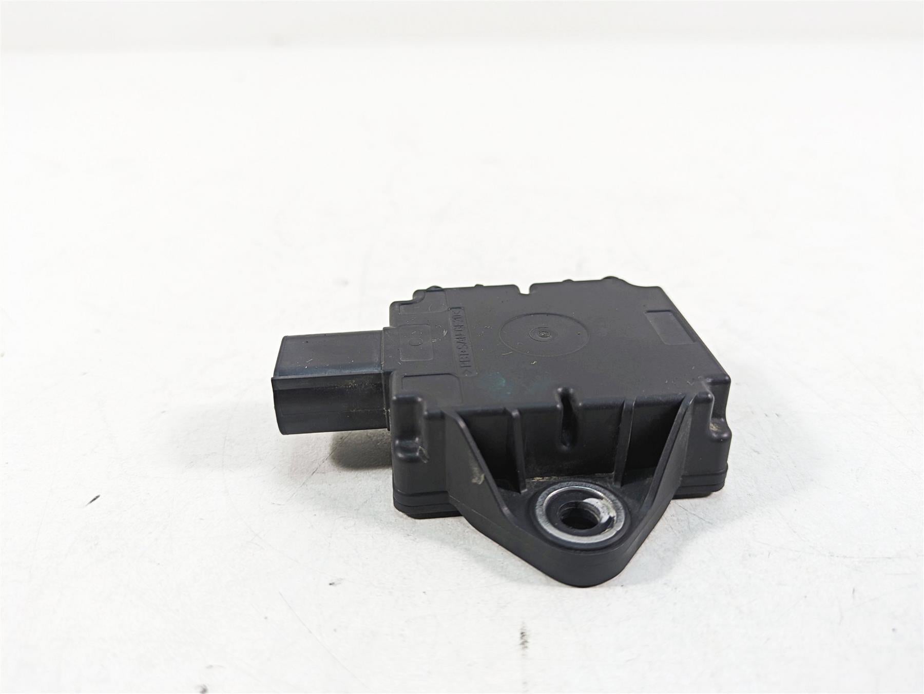 2021 Aprilia RS660 Lean Angle Tip Over Tilt Sensor Module Unit 2D000448 {{ shop.shopifyCountryName }} - Mototech271