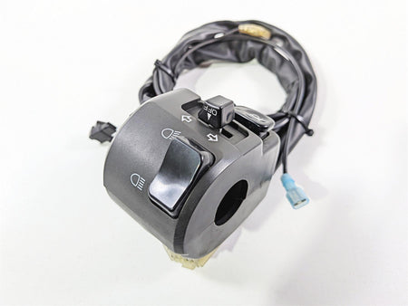 2008 Yamaha YZF R1 RN19 Left Hand Control Switch Light Blinker 4C8-83973-00-00 {{ shop.shopifyCountryName }} - Mototech271