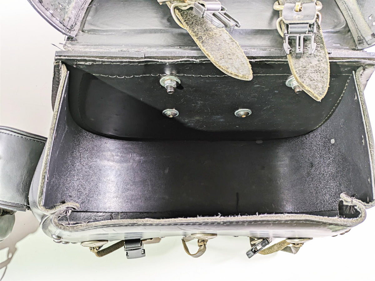 2002 Indian Spirit Deluxe Studded Leather Saddlebag & Mount & Keys Set READ {{ shop.shopifyCountryName }} - Mototech271