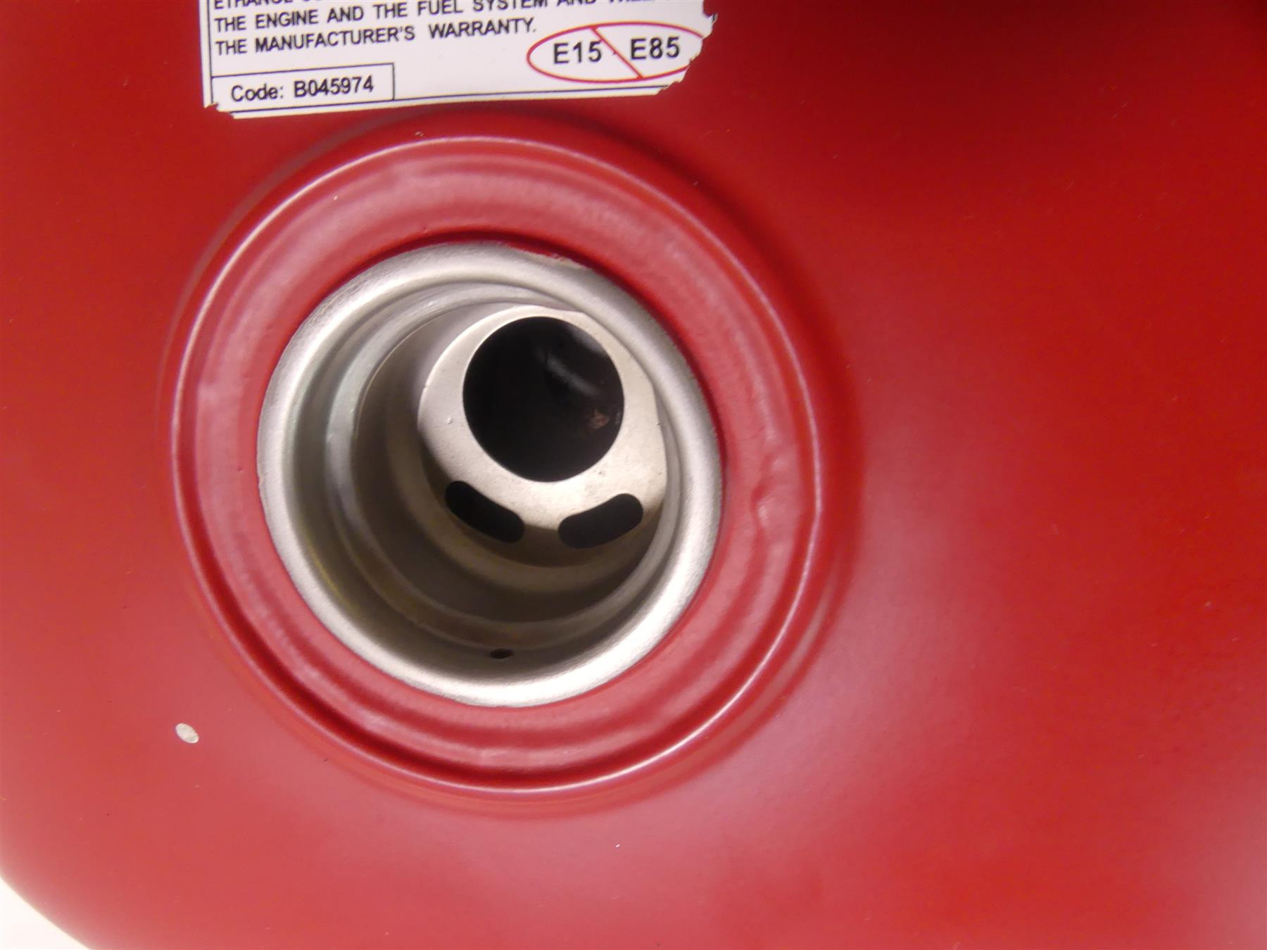 2019 Moto Guzzi V7 III Stone 750 Nice Fuel Gas Petrol Tank Red Matt 2B003435 {{ shop.shopifyCountryName }} - Mototech271